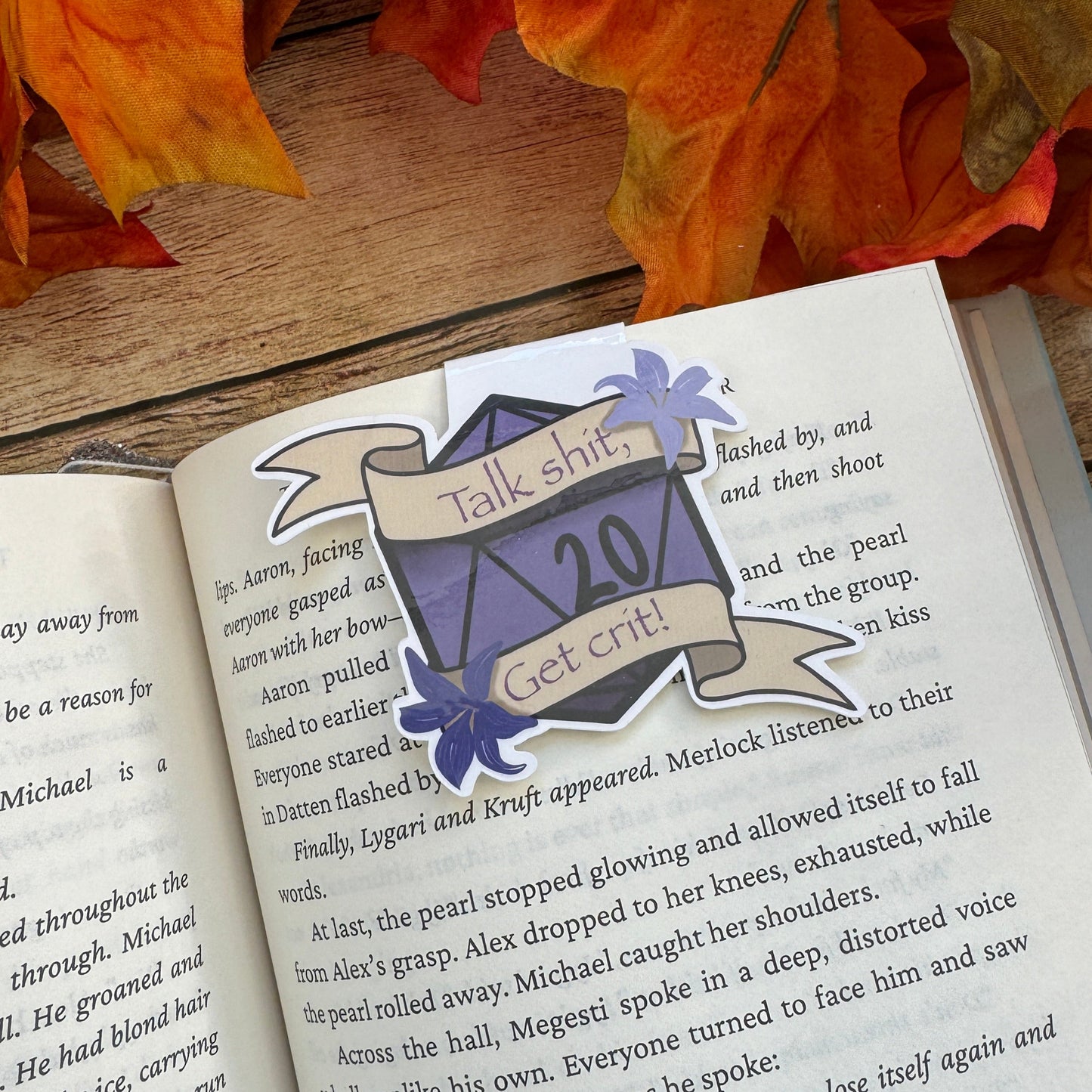 Get Crit Magnetic bookmarks