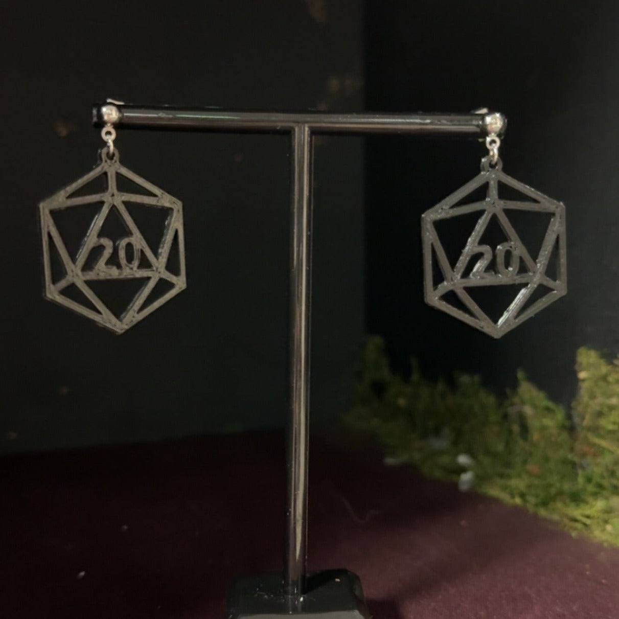 D20 Earring